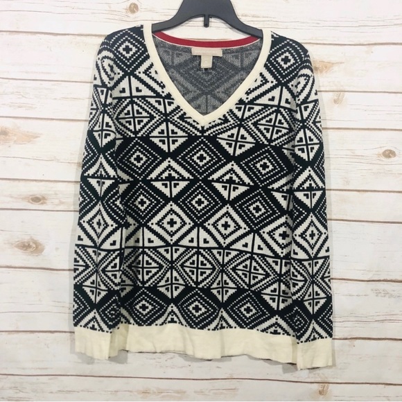 Banana Republic Aztec Style Sweater - Picture 8 of 9